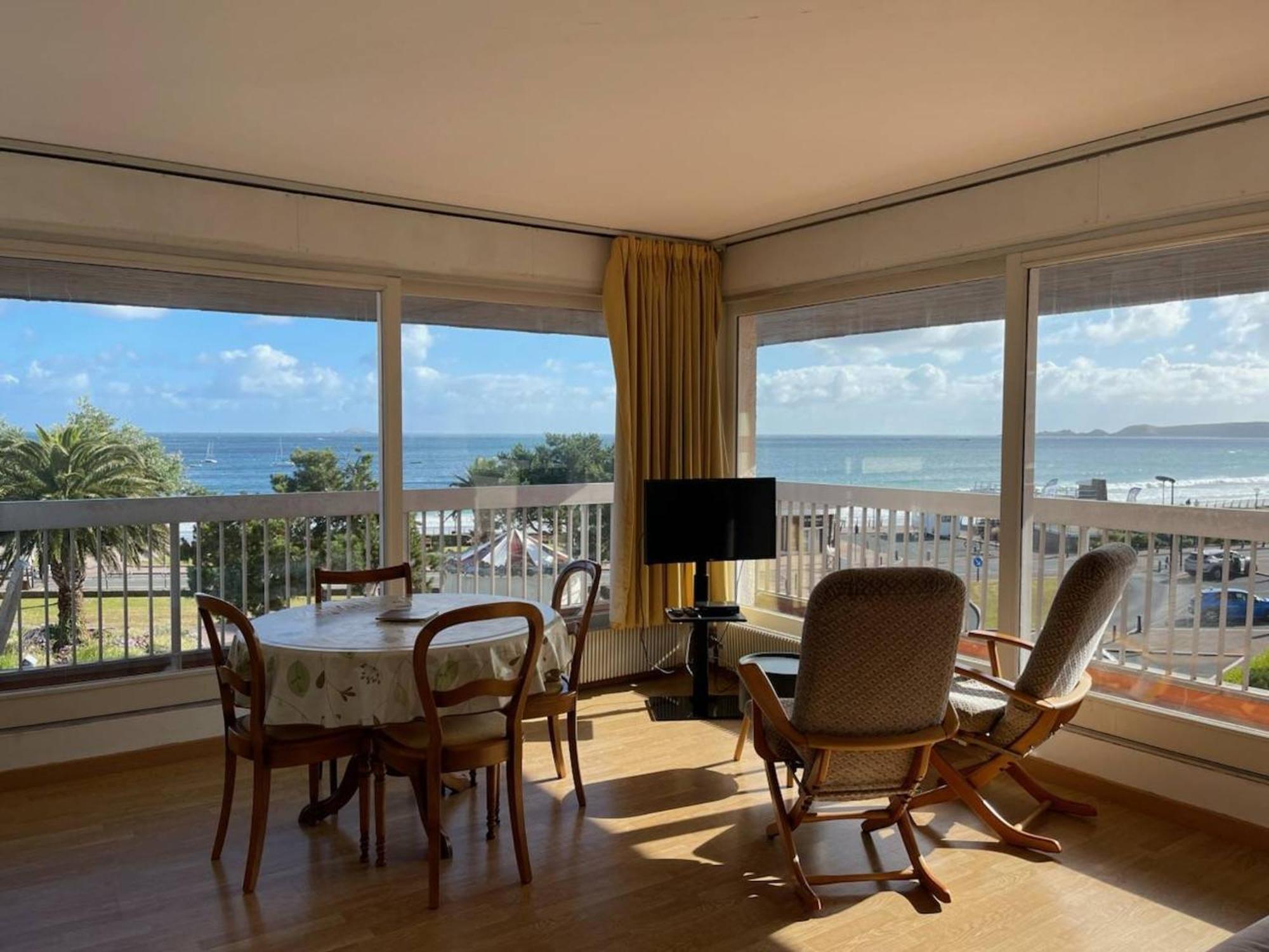 Appartement Avec Terrasse, Parking, Plage De Trestraou A Perros-Guirec - Fr-1-368-350 Exterior photo